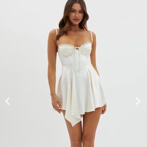 Fortune Lace Trim Asymmetrical Hem Dress Champagne Selfie Leslie